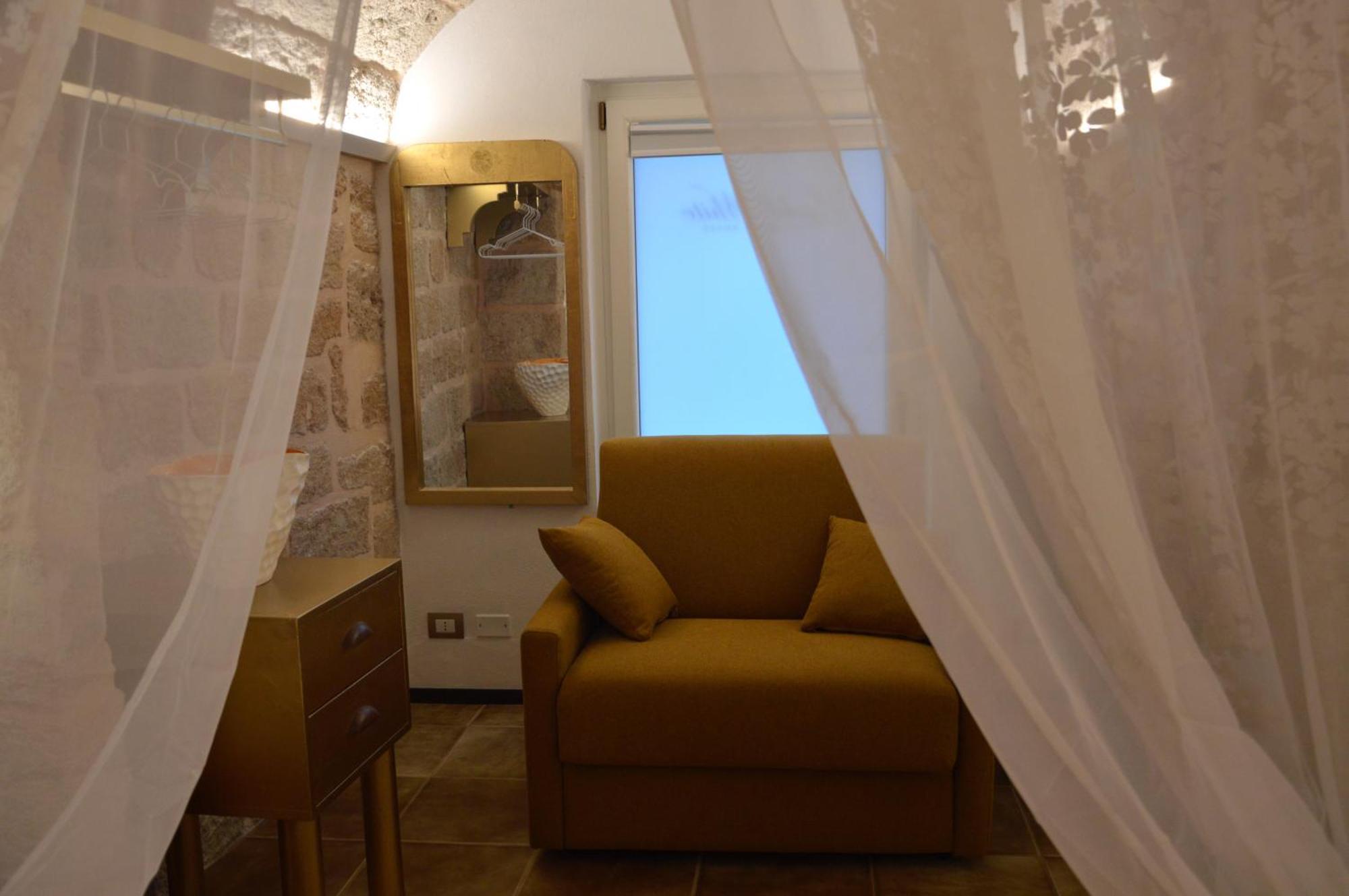 Gold White Exclusive House Hotel Полиняно а Маре Екстериор снимка