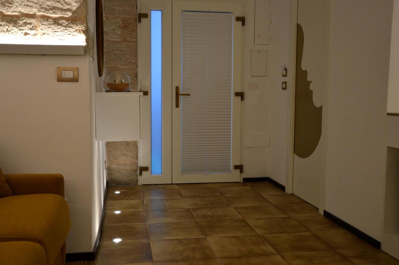 Gold White Exclusive House Hotel Полиняно а Маре Екстериор снимка