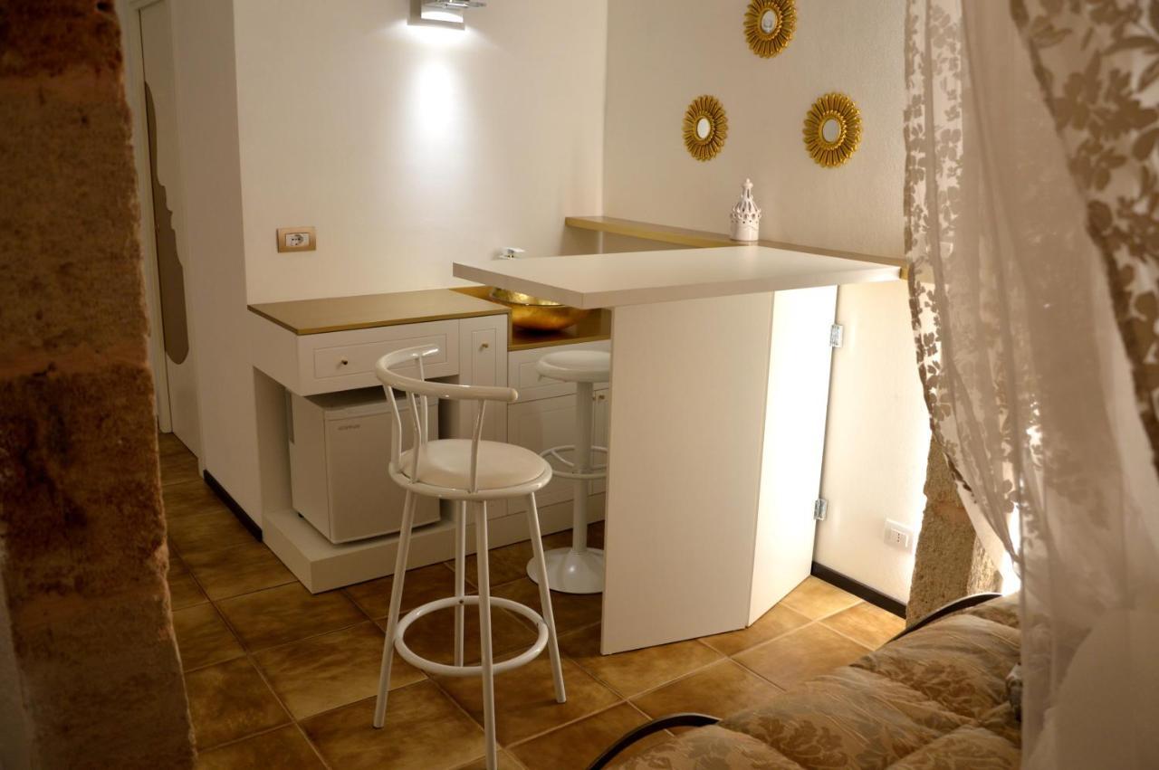 Gold White Exclusive House Hotel Полиняно а Маре Екстериор снимка